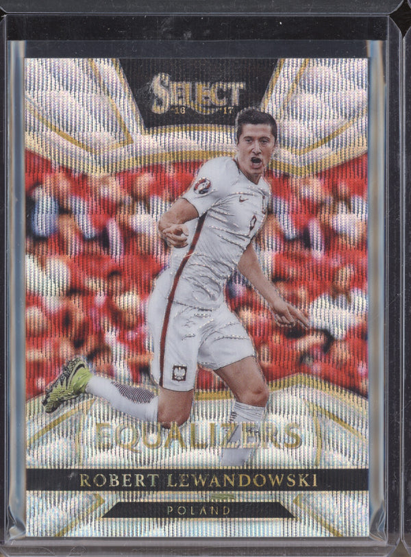 Robert Lewandowski 2016-17 Panini Select Soccer 3 Equalizers