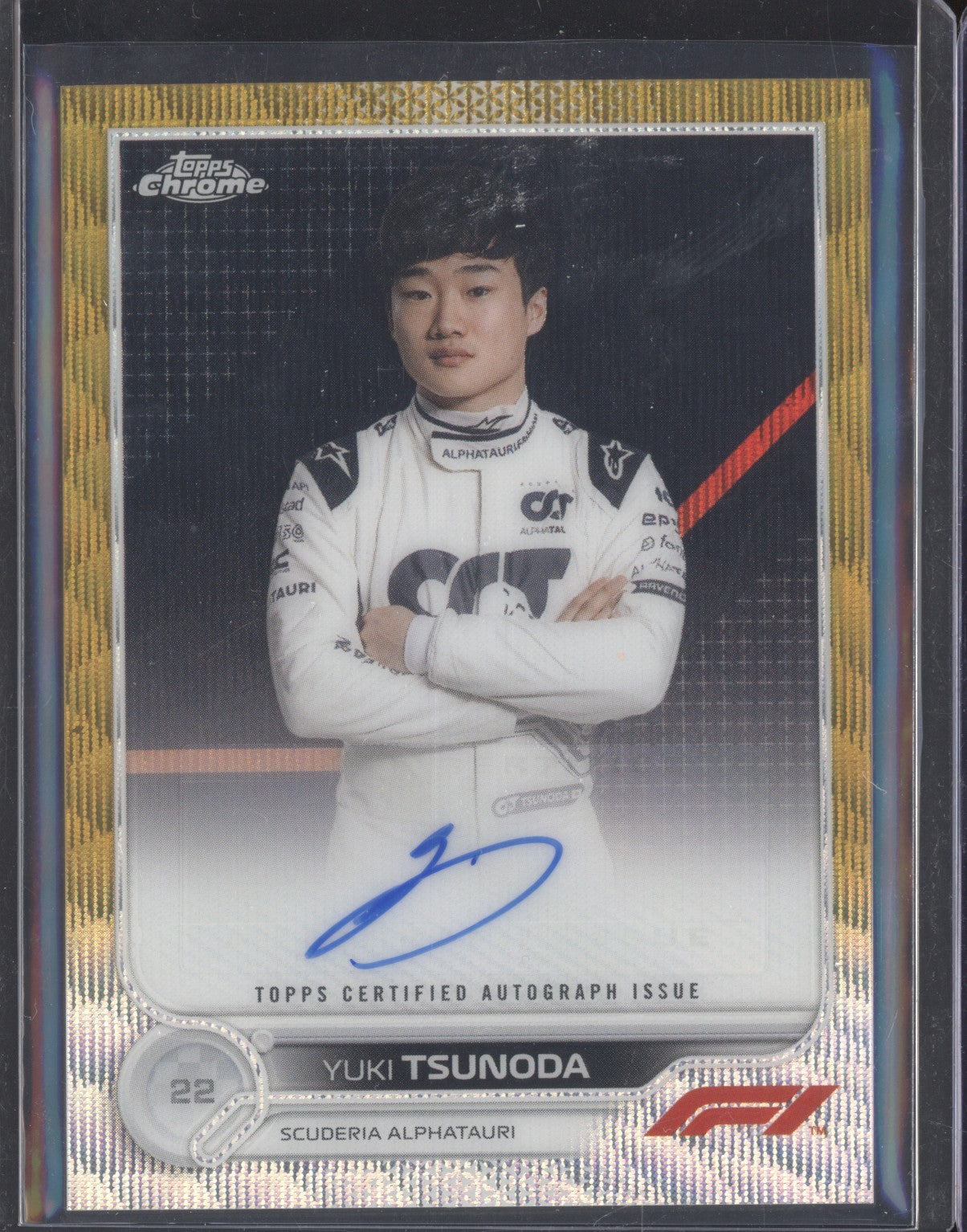 Yuki Tsunoda 2022 Topps Chrome Formula 1 CAC-YT Gold Wave Auto 4/50