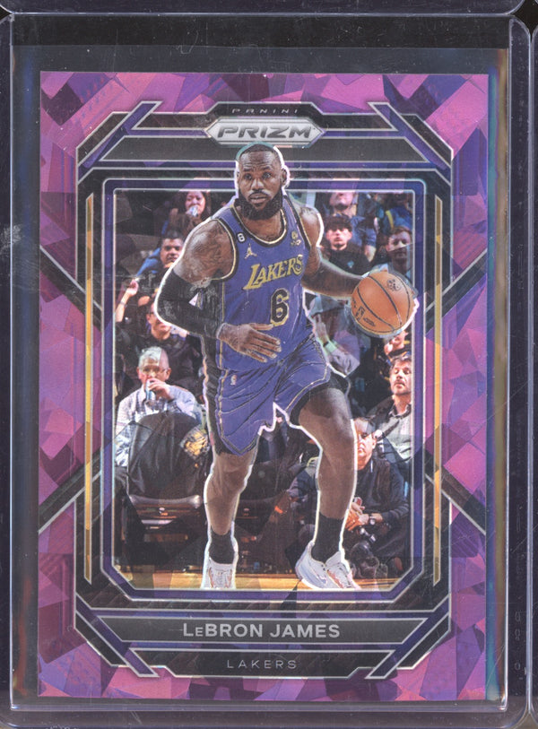 LeBron James 2022-23 Panini Prizm 134 Purple Ice 111/149