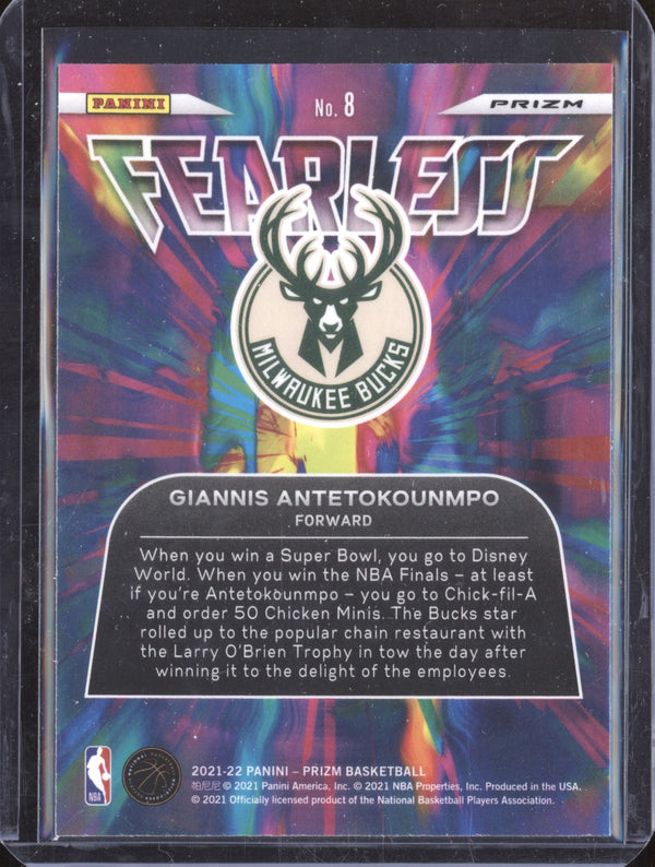 Giannis Antetokounmpo 2021-22 Panini Prizm 8 Silver Fearless