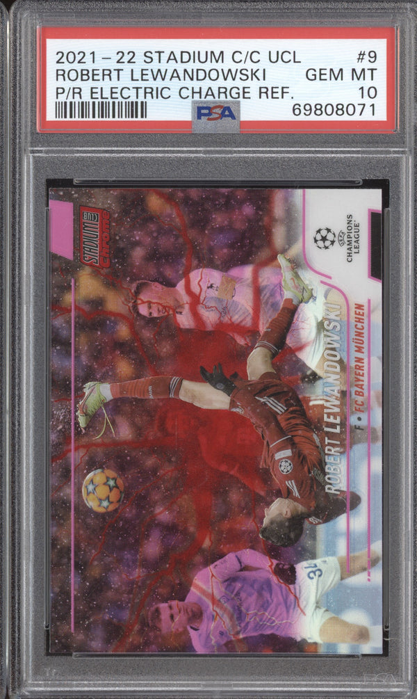 Robert Lewandowski 2021-22 Topps Stadium Club Chrome UCL 9 Pink Red Electric Charge PSA 10