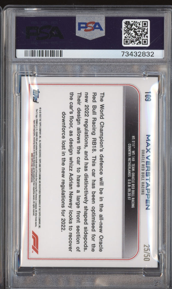 Max Verstappen 2022 Topps Chrome Formula 1 109 Gold Checker Flag 25/50 PSA 10