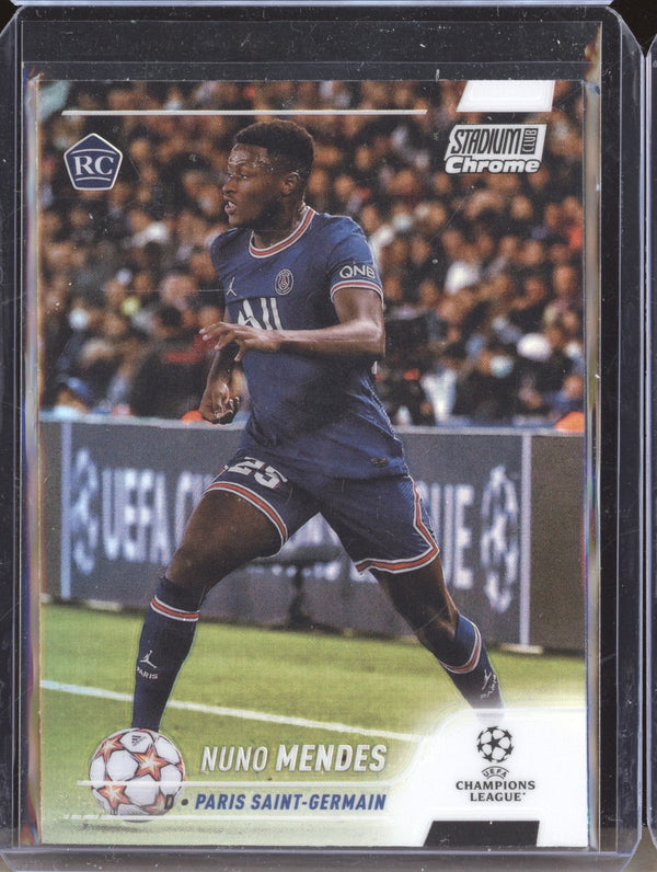 Nuno Mendes 2021-22 Topps Stadium Club Chrome UCL 25 Refractor RC