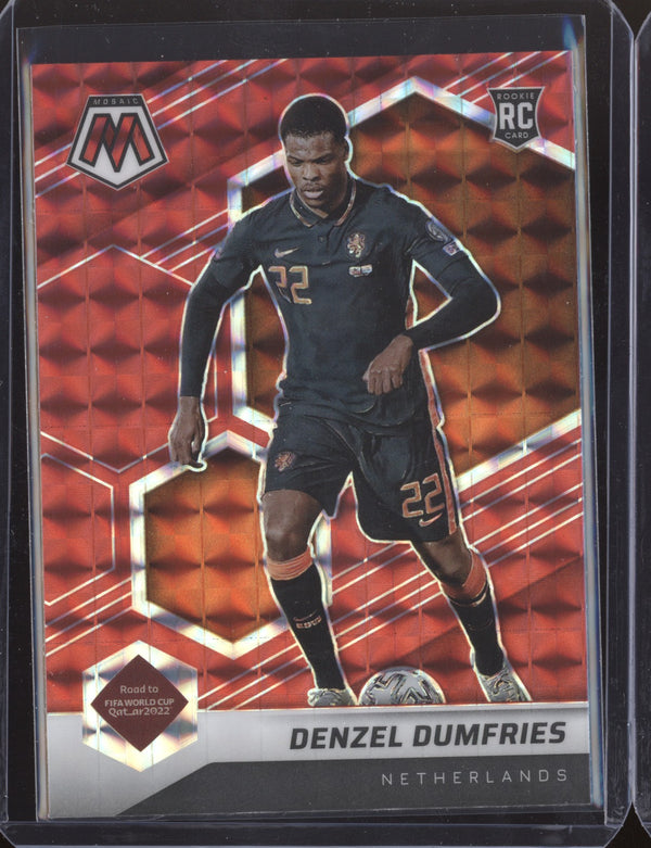 Denzel Dumfries 2022 Panini Mosaic RTWC 171 Red RC