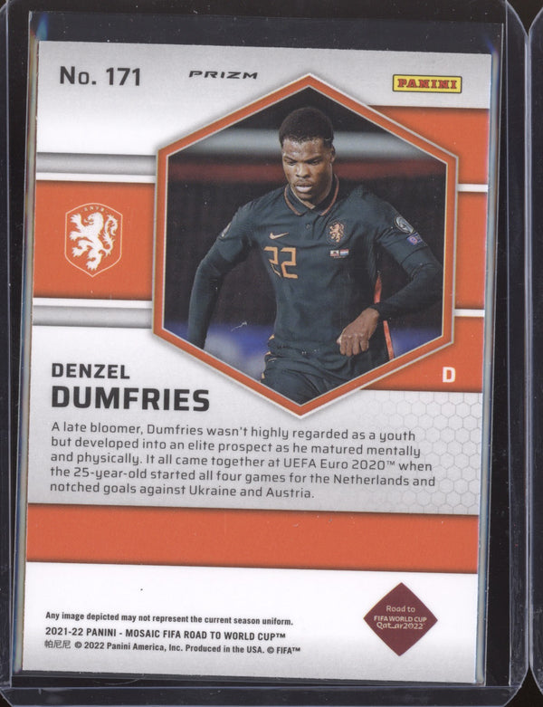 Denzel Dumfries 2022 Panini Mosaic RTWC 171 Red RC