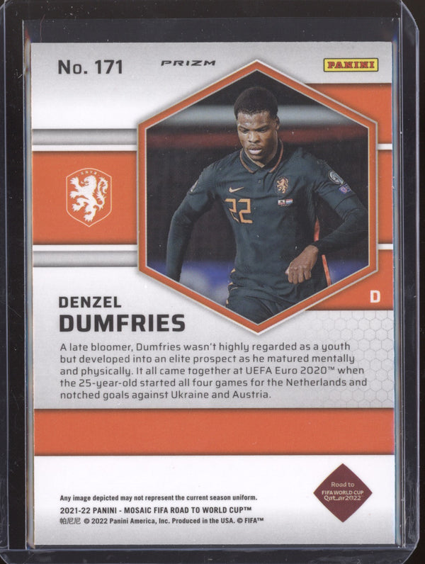 Denzel Dumfries 2022 Panini Mosaic RTWC 171 Silver RC