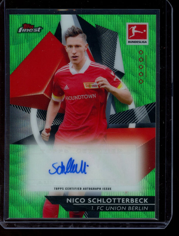 Nico Schlotterbeck 2020-21 Topps Finest Green Wave Refractor Auto 01/30