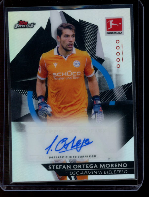 Stefan Ortega Moreno 2020-21 Topps Finest Bundesliga Refractor Auto