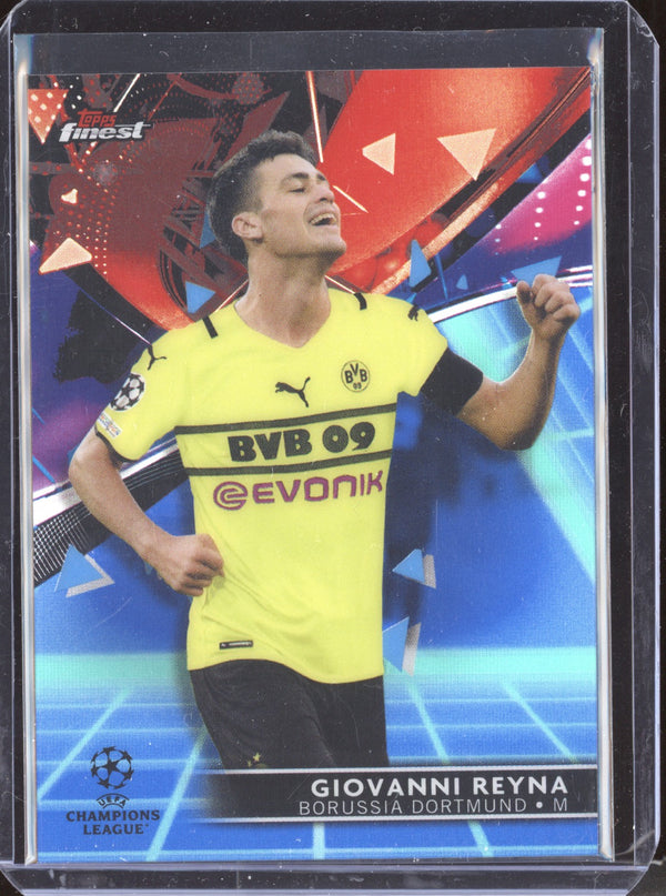 Giovanni Reyna 2021-22 Topps Finest UCL 56 Blue Vaporwave 61/99