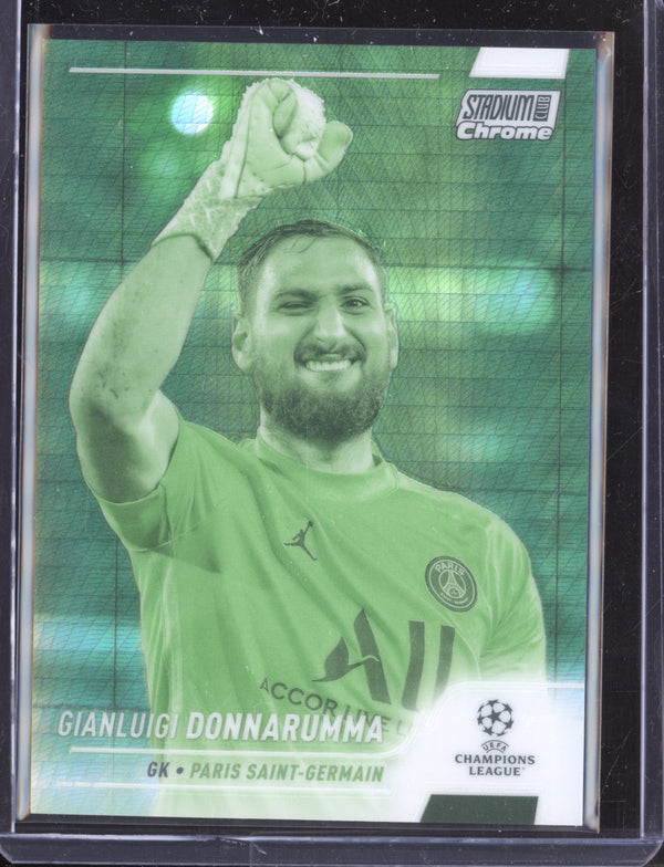 Gianluigi Donnarumma 2021-22 Topps Stadium Club Chrome UEFA CL Night Vision 169/175