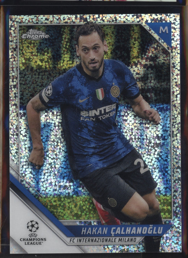 Hakan Calhanoglu 2021/22 Topps Chrome UEFA Champions League Speckle