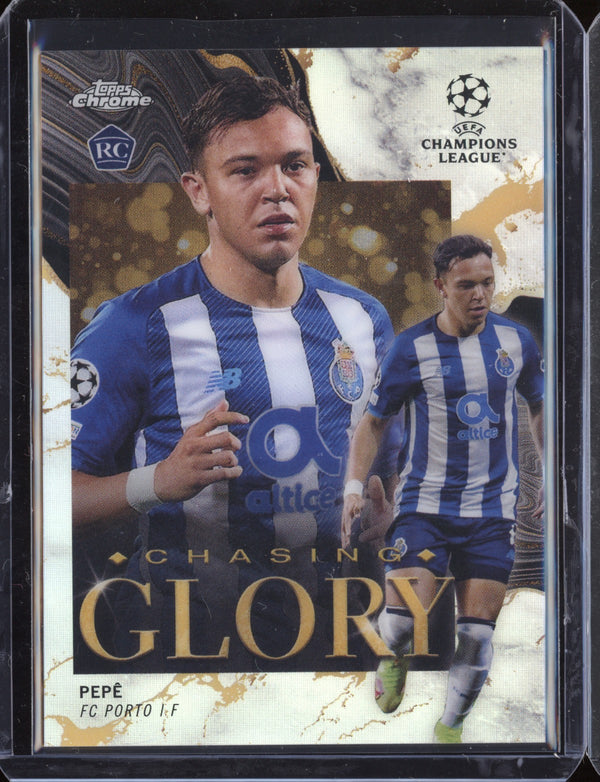 Pepe 2021/22 Topps Chrome UEFA Champions League Chasing Glory RC