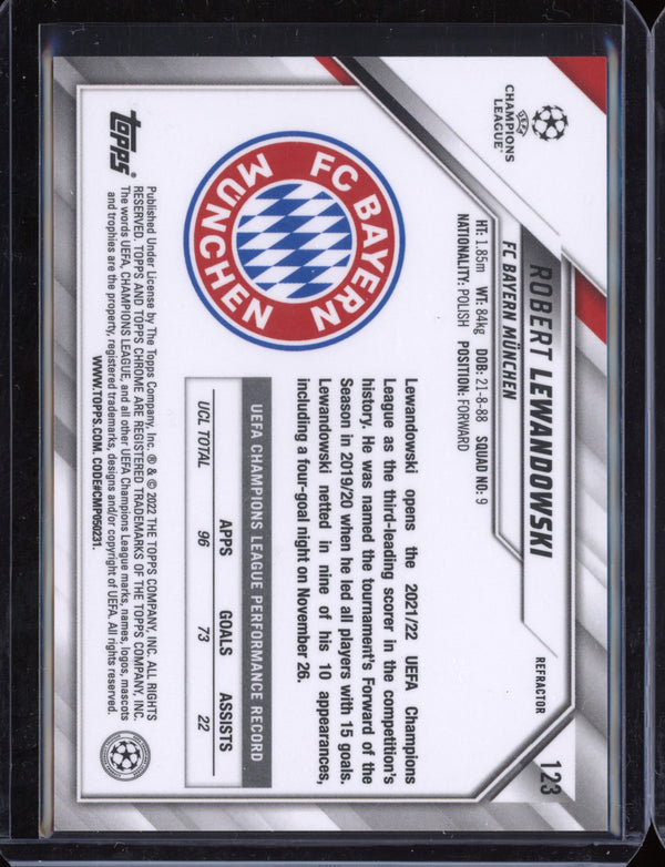 Robert Lewandowski 2021/22 Topps Chrome UEFA CL Refractor