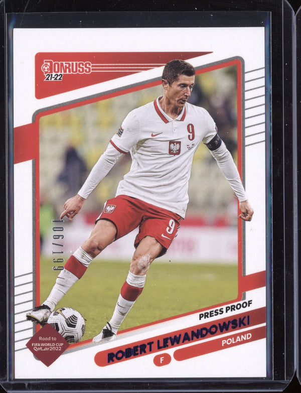 Robert Lewandowski 2021 Panini Donruss Soccer Press Proof Purple 106/199