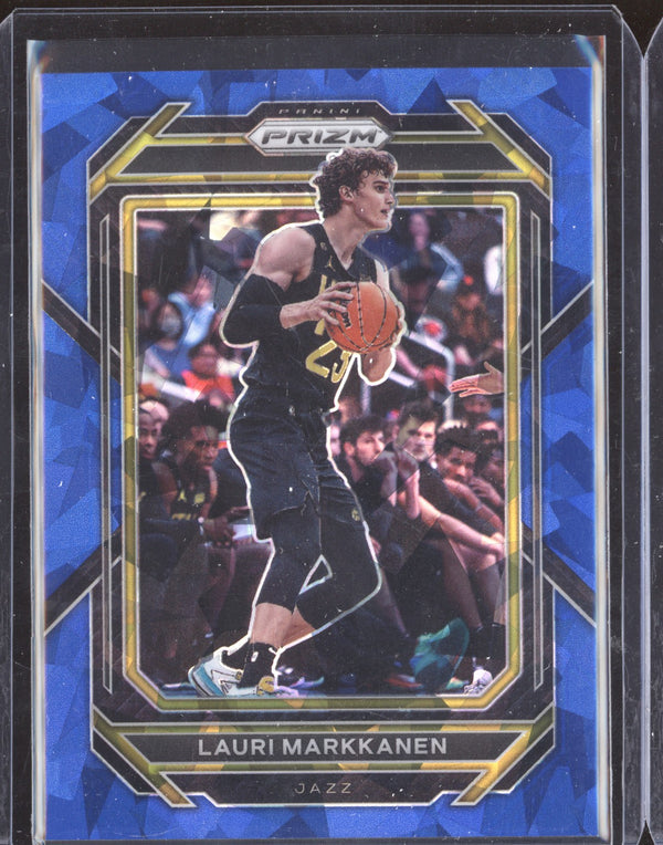 Lauri Markkanen 2022-23 Panini Prizm 74 Blue Cracked Ice 121/125